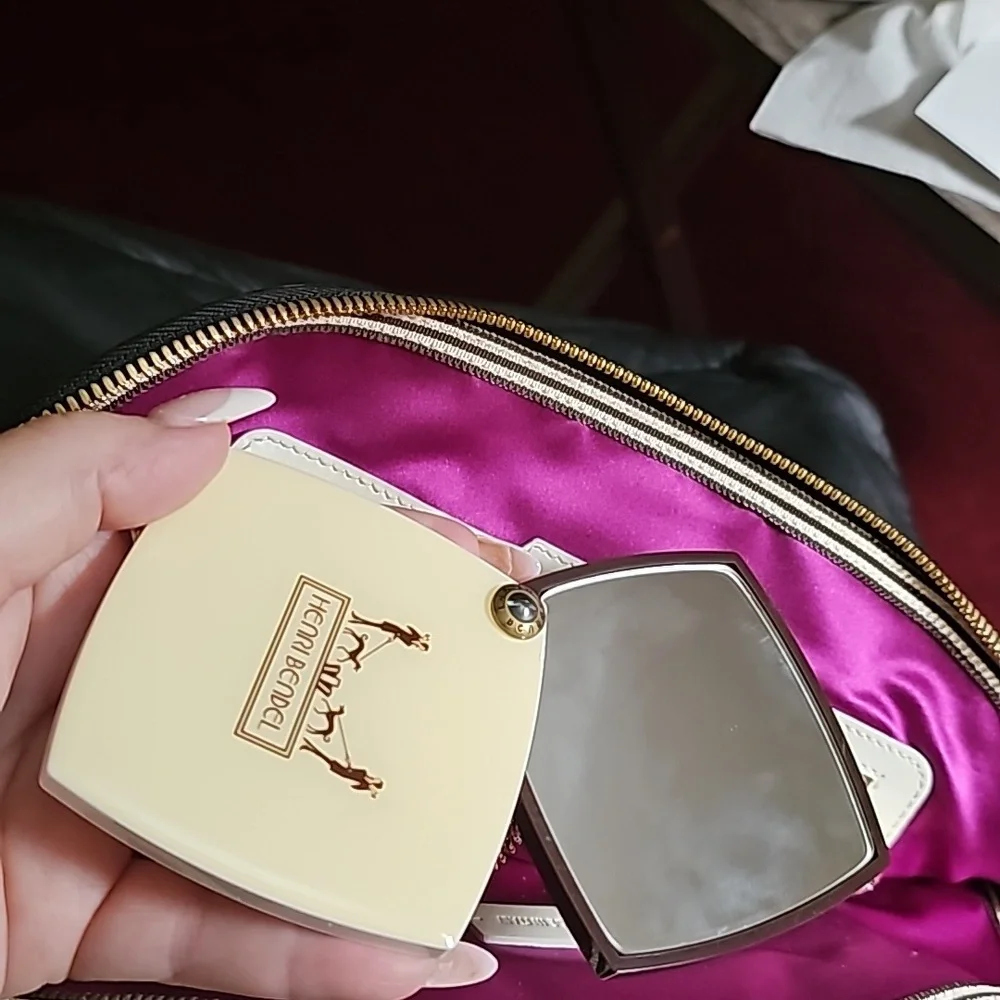 🖤NEW WITH TAG🖤 Luxurious Henri Bendel Satchel w Mirror - Picture 16 of 17